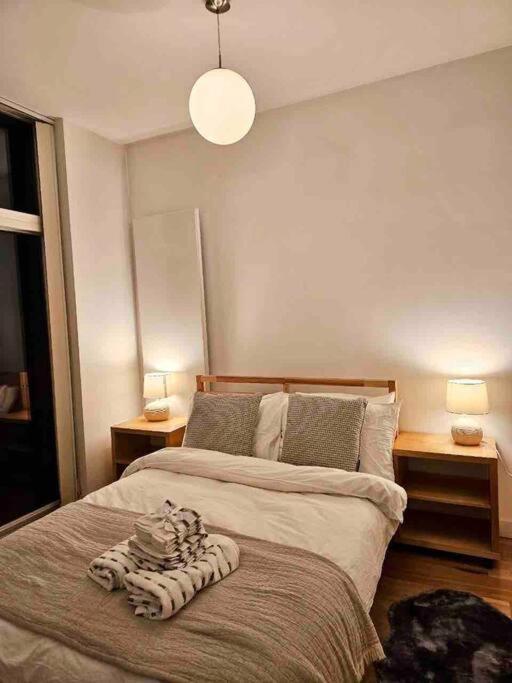 Апартаменты Spitalfields Market Garden Flat Лондон