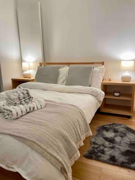 Spitalfields Market Garden Flat * Лондон
