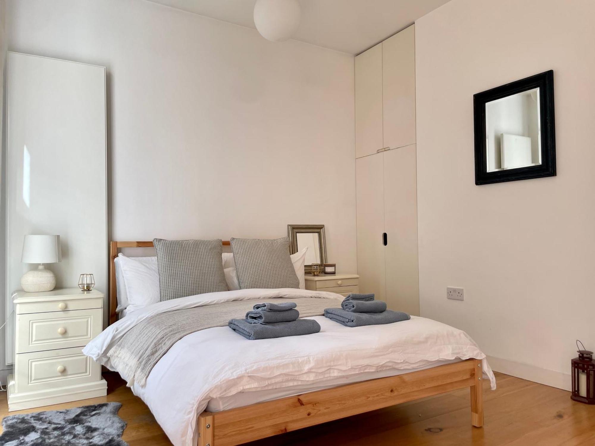 Апартаменты Spitalfields Market Garden Flat